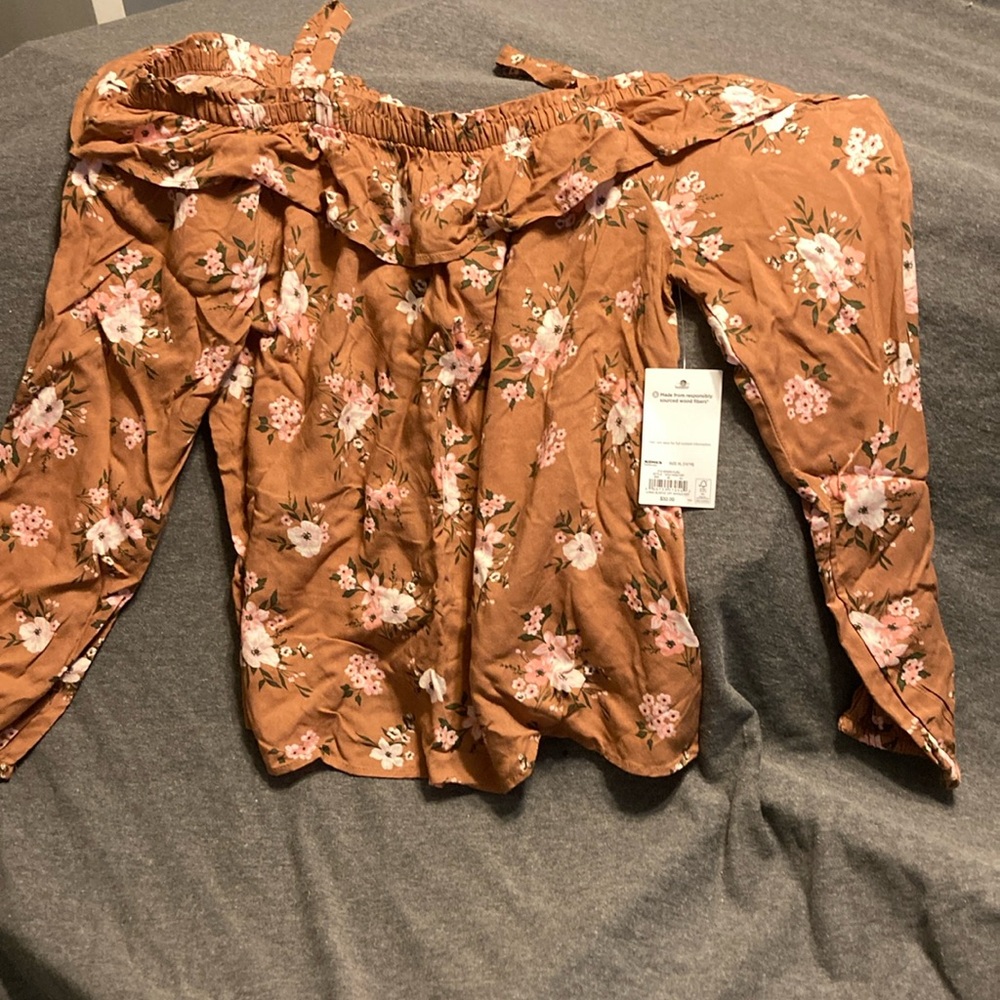 Girls XL size 14/16 longsleeve blouse NWT Brown/tan with pink/white floral print
